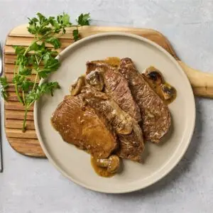 צלי כתף בשרי בתיבול השף (מס 5)