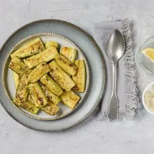 אצבעות קישוא בעשבי תיבול