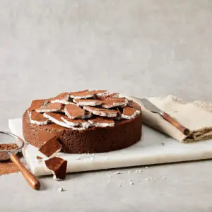 מוס שוקולד עם שברי מרנג